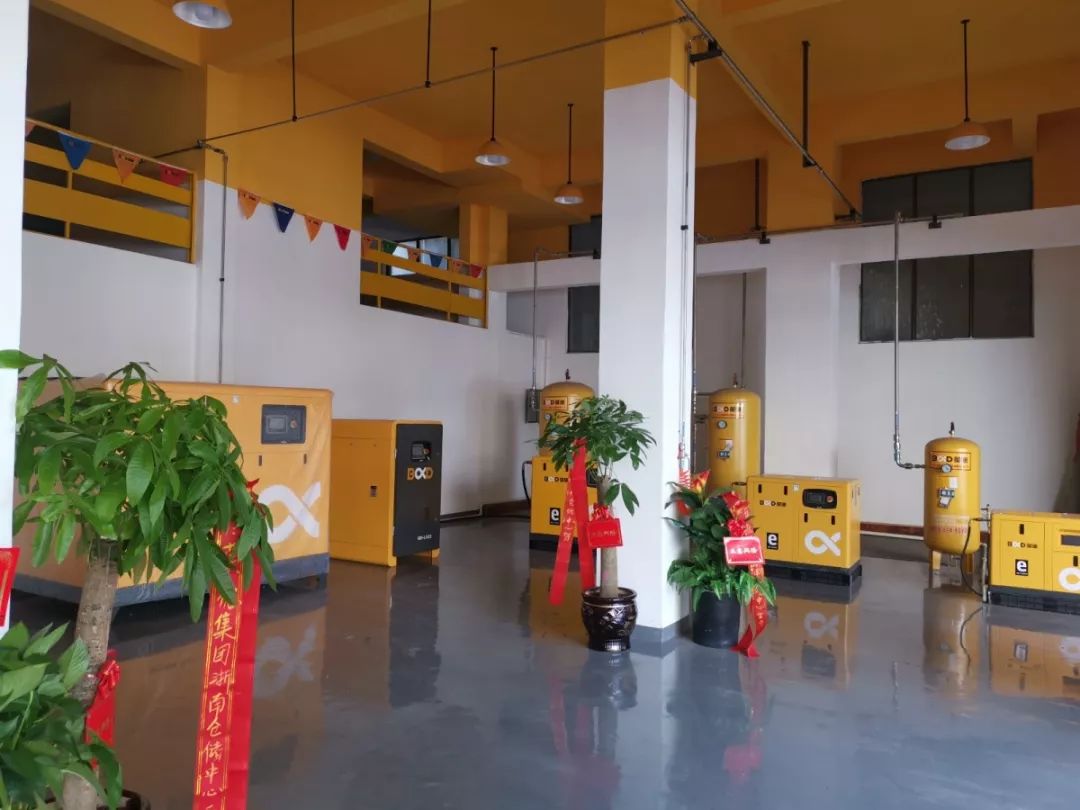 葆德空壓機(jī)浙南倉儲(chǔ)中心展廳2.jpg 葆德空壓機(jī)浙南倉儲(chǔ)中心展廳2.jpg