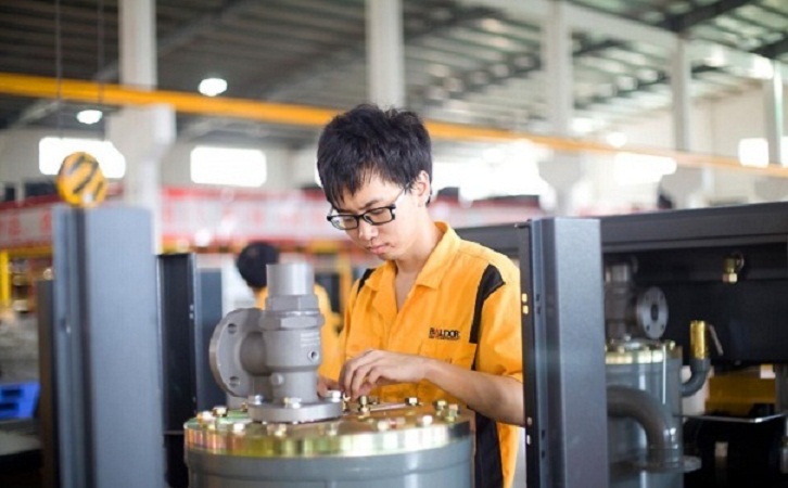 對應空壓機滲油、滴油、漏油，處理方法原來是這樣！